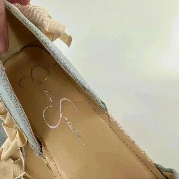 Jessica Simpson Flippo flats size 8.5 38.5 denim floral embroidered espadrilles - Picture 12 of 13